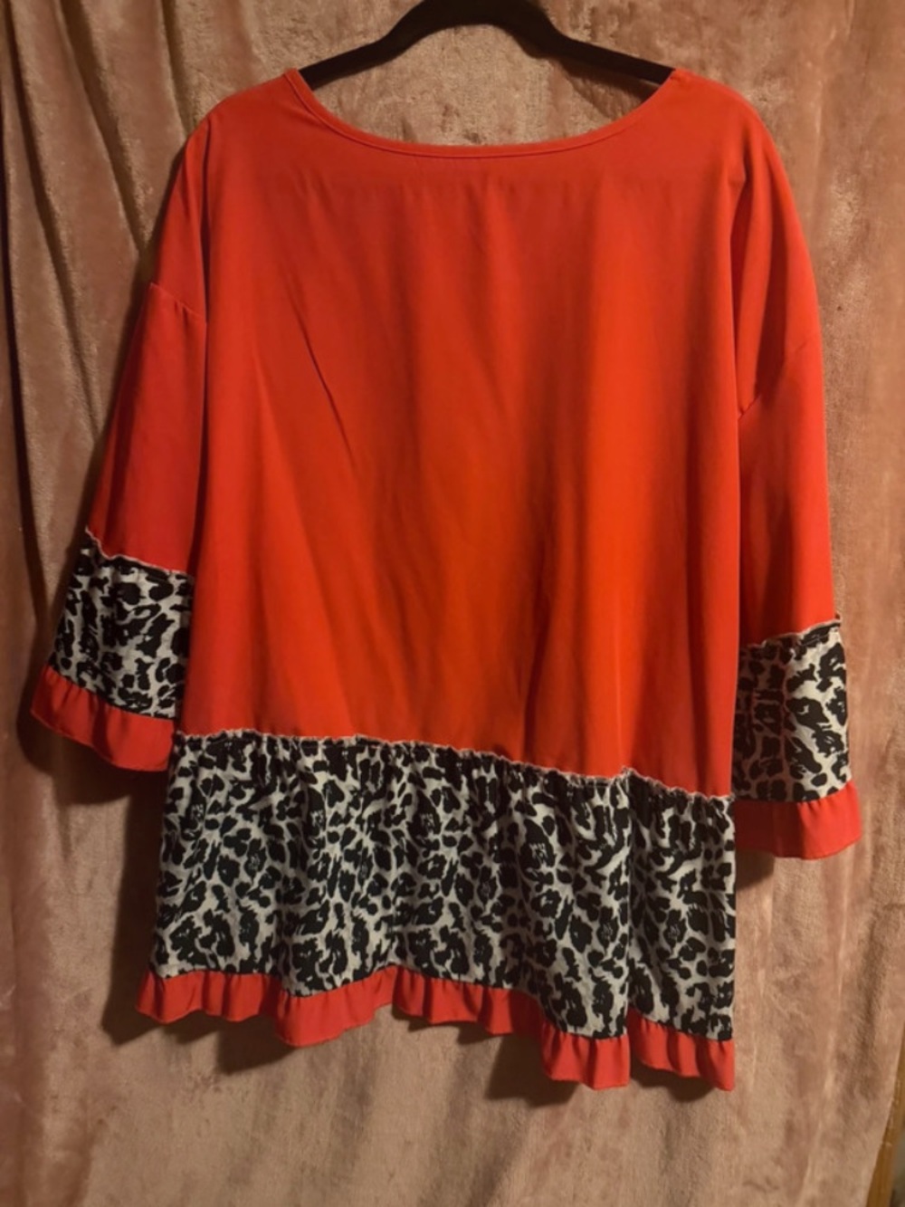 Womenโs Red Leopard-Trim Long Sleeve Top